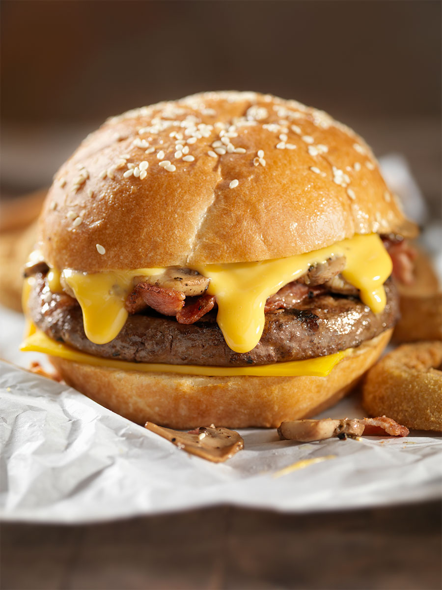 Bacon Cheddar Amber Ale Burger