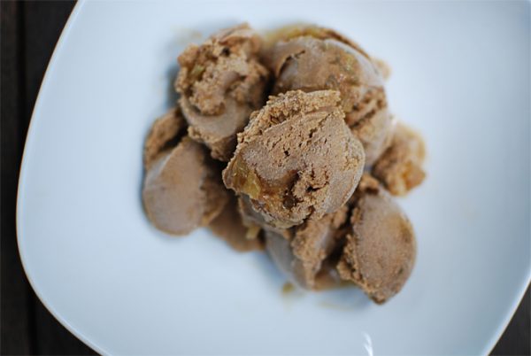 gingerbread ale ice cream