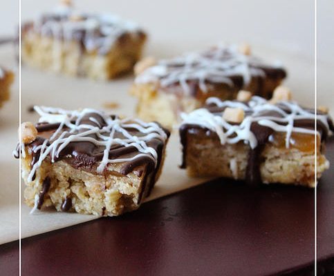 Oatmeal Caramel Shortbread